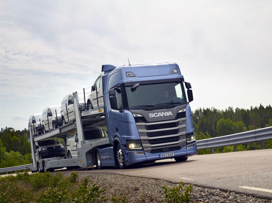  Scania R 450 4x2 Highline 2016 года  (фото 1 из 3)
